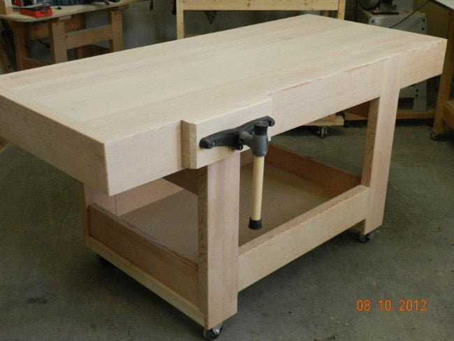 Design of workbench top with mitered skirt rails
