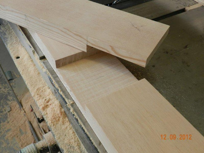 Half lap wood joint recesses, workbench leg skirt rail connection