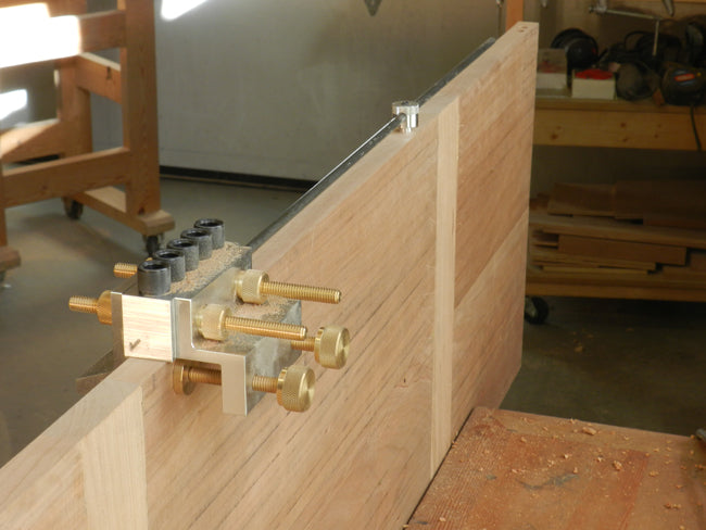 how-to-join-TV-stand-forward-miter-rail-main-top-assembly-dowelmax
