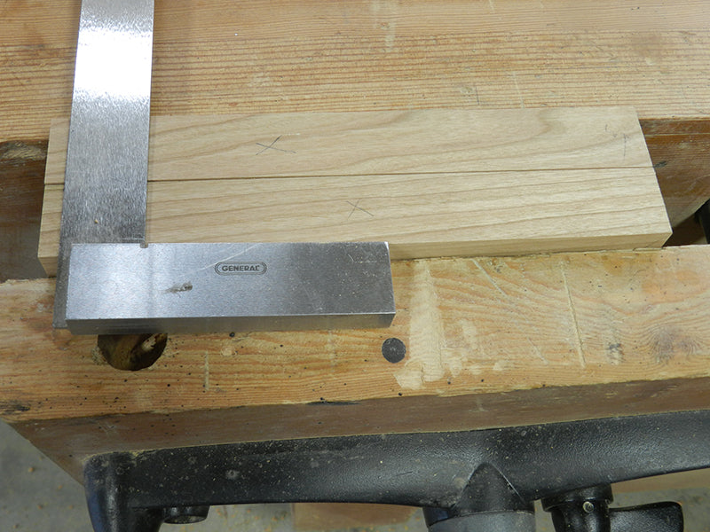Using a set square to extend the alignment marks for the Dowelmax on the plant stand project lower rails